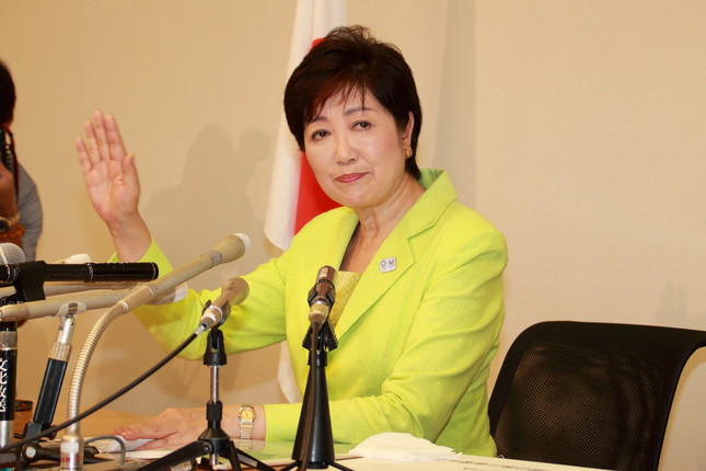 実は日本ウエイトリフティング協会会長を務める小池百合子都知事（2016年7月撮影）