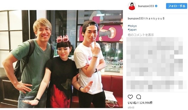 今年の誕生日のインスタ（8月4日公開）でも「かなり痩せましたね」と反響だった（写真は公式インスタグラムより）