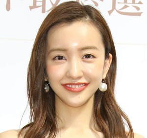 板野友美「優越感に浸る事のほうが大切」ツイートに賛否　「名言だね」「表現どうなの」