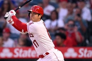 大谷翔平、試合中に敵4人に囲まれ...　その後の展開にファン驚き「もはや感動的ですらある」