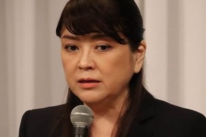 暗躍続けたジャニーズ一族、ジュリー氏はなぜ登壇選んだのか　東山紀之「彼女はちゃんと出ると決めてた」