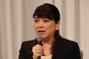 ジュリー氏・母メリー氏との関係告白も賛否　「お涙頂戴」「聞いてたら苦しくなってきた」