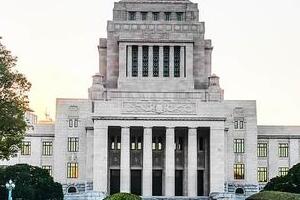 立憲支持率じわり上昇、所属議員ニンマリ　自民に「着実に追いつける数字になってきた」