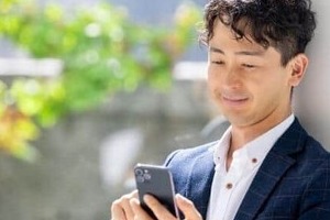 男性は結婚するとiPhone比率が高くなる　女性は全く変わらないのに...調査担当者の説明は