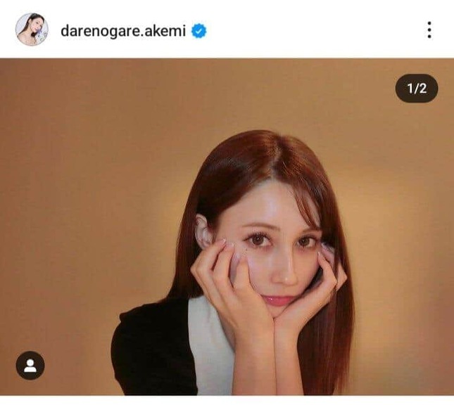 ダレノガレ明美さんのインスタグラム（darenogare.akemi）より