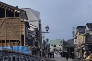 能登半島地震、被災者を食い尽くす悪徳商法の手口　「火事場泥棒」は2年後にも襲ってくるぞ！