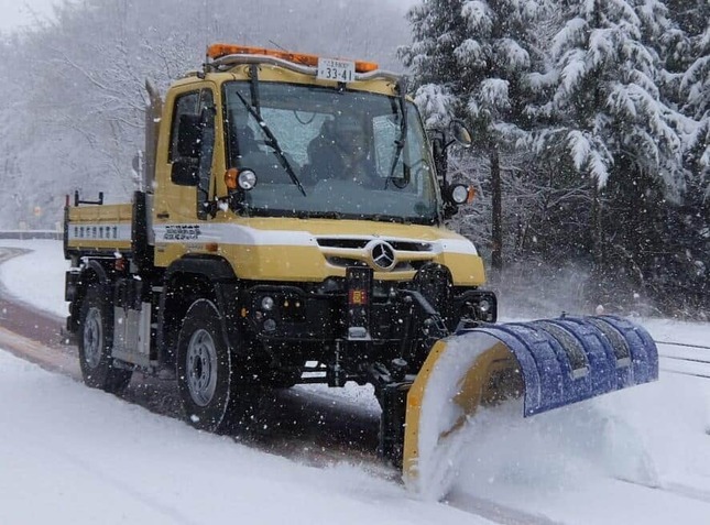 東京都が所有する除雪車（写真は東京都提供）