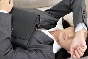 働くママはお疲れ...今、一番欲しいのは「睡眠と休息」　ママたちに大谷翔平の二刀流を求めるな！