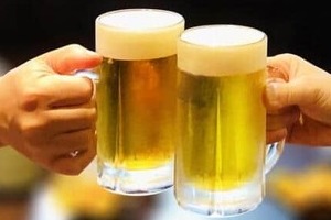 部下や後輩「飲みに誘うの難しい」問題が再燃　令和の時代にふさわしい上司の「適切な誘い方」は