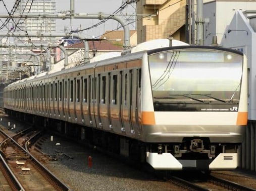 列車にも遅延や運休が発生