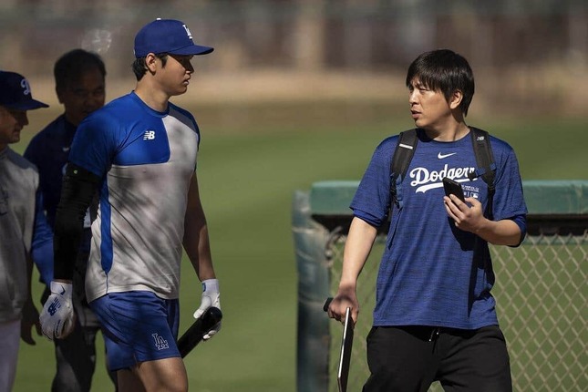 水原通訳に何が…（写真：AP/アフロ）