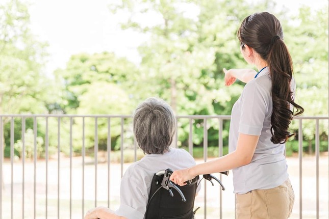 入所者を気遣うはずが…（写真はイメージ）