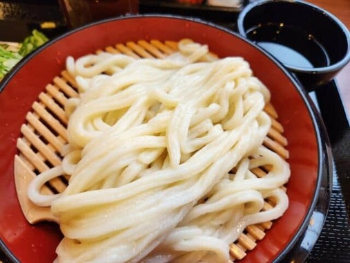 夏はさらっとざるうどん（画像はイメージ）