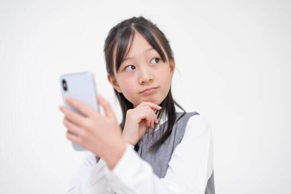 SNSを利用する子どもが増えている