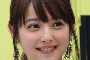 「そりゃ美女になるわ」佐々木希のストイックさに騒然　ポテチ片手に...YouTube初投稿