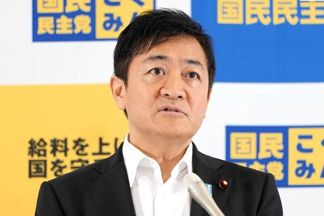 記者会見に臨む国民民主党の玉木雄一郎代表（写真は国民民主党の配信動画から）