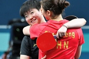 女子卓球決勝で中国人ファン「不適切行為」が物議　観戦マナーの悪さに「本当に恥ずかしい」地元メディア嘆き