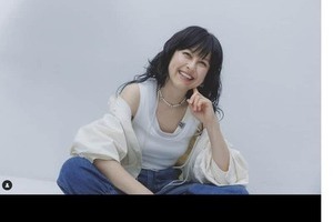 「あの頃になんで私の腹は...」　元「プリプリ」岸谷香、懐かしの「ぴちぴちの20代」写真で振り返る