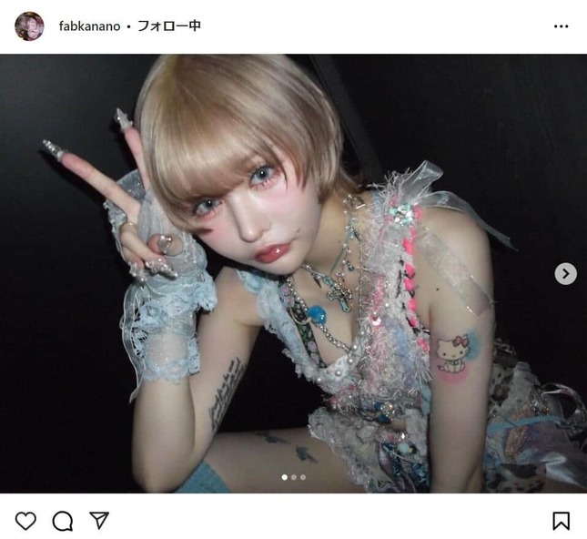 戦慄かなのさんのインスタグラムより（fabkanano）