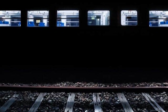 夜行の普通・快速列車はなくなってしまった（写真はイメージ）
