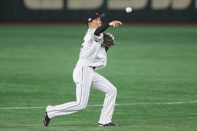 源田壮亮選手（写真：CTK Photo/アフロ）
