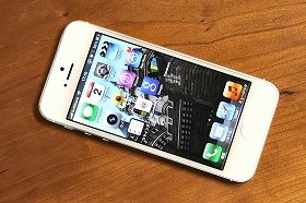 iPhone 5が、まさかの人気停滞か