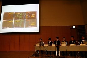 調査委員会では博士論文関連の画像がSTAP細胞の論文に流用され、データが「ねつ造」されたと断定した