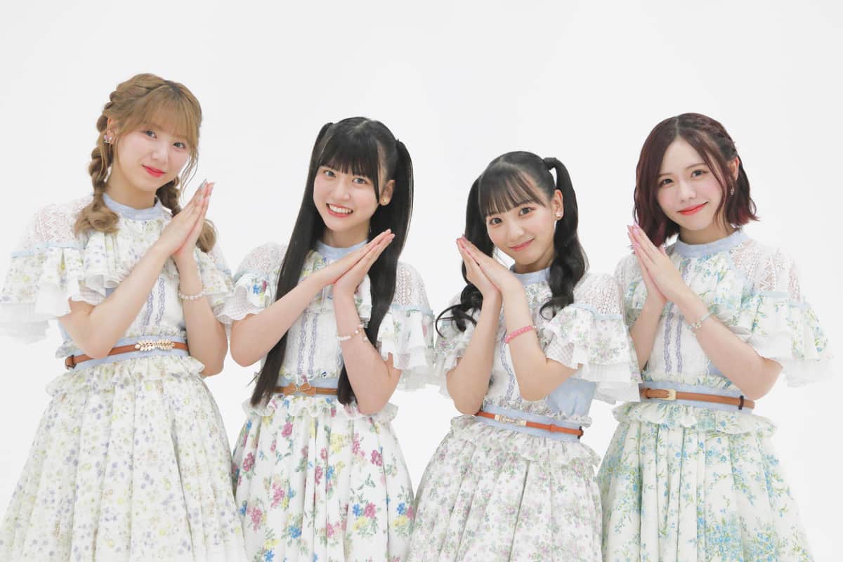 SKE48の新曲「好きになっちゃった」のダンスは「恋花ダンス」と命名された。左から菅原茉椰さん、林美澪さん、末永桜花さん、佐藤佳穂さん
