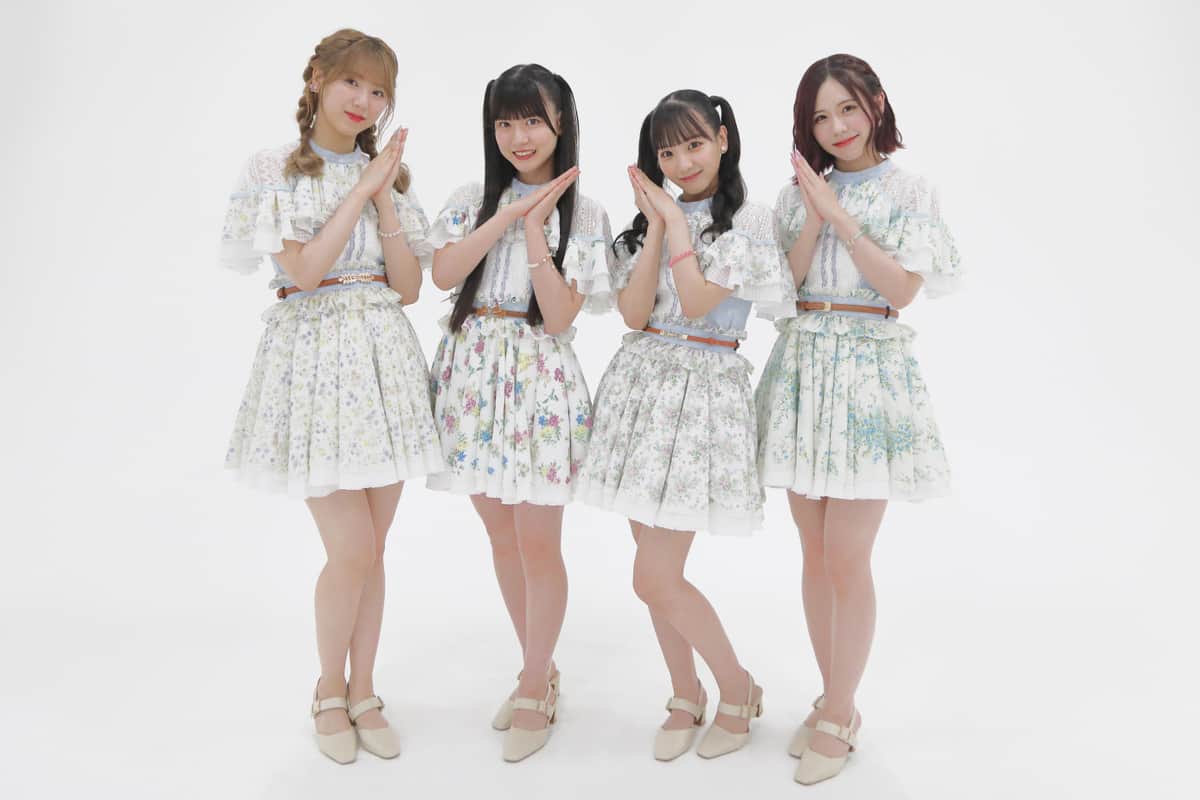 新曲「好きになっちゃった」を発売したSKE48のメンバー。左から菅原茉椰さん、林美澪さん、末永桜花さん、佐藤佳穂さん