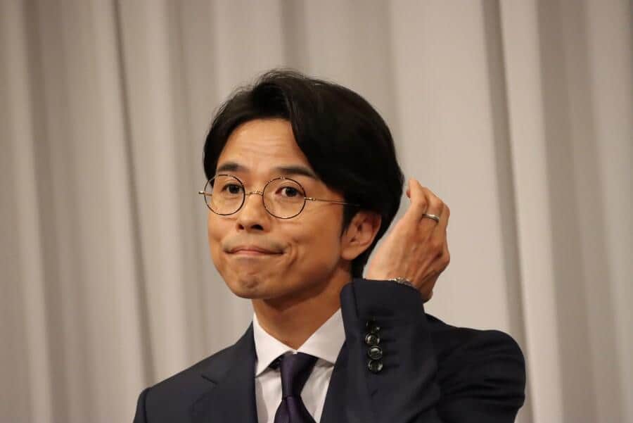 会見に登壇した井ノ原快彦氏（2023年9月7日撮影）