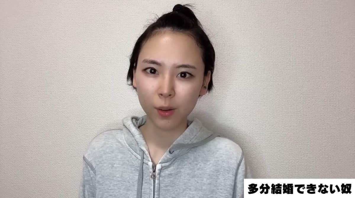 整形揶揄炎上モノマネYouTuber、10か月ぶり動画で「藤島ゼリー景子」　ネット驚き「全然凝りてねぇな」