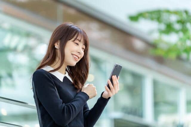 スマホが売れない時代　「5年は使う」「故障しない限りは」...毎年は買い替えないユーザーたち