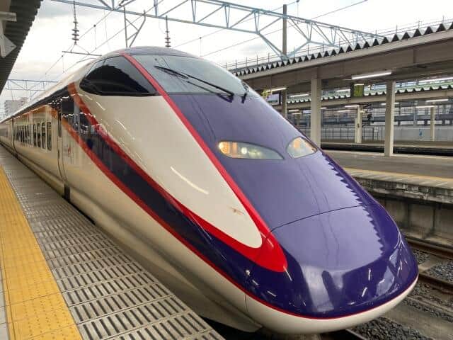 東北新幹線・山形新幹線を運行するE3「つばさ」（1）