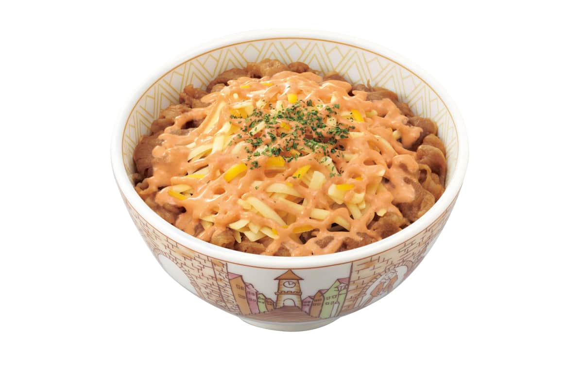 「明太マヨチーズ牛丼」の商品画像（プレスリリースより）