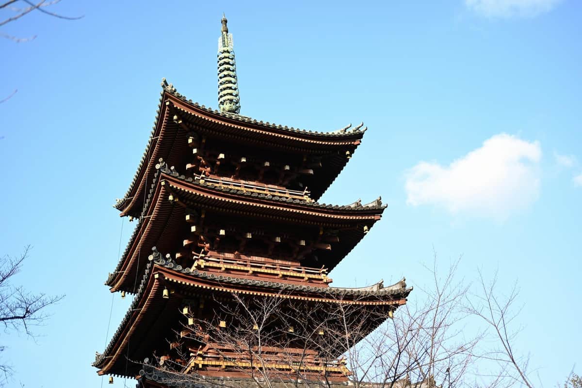 上野東照宮の五重塔。落とし物を探すXのポストが反響を広げている