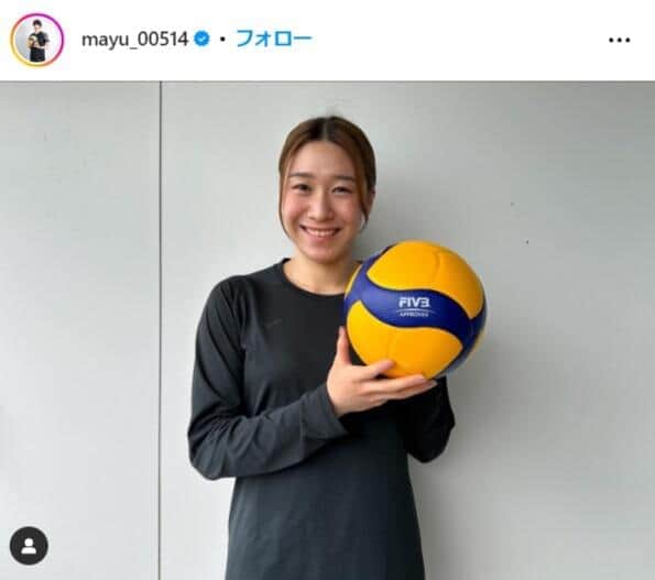 女子バレー石川真佑、代表メンバーとパリ思い出写真　「このメンバーの笑顔、4年後にもう一度！！」ネット感涙