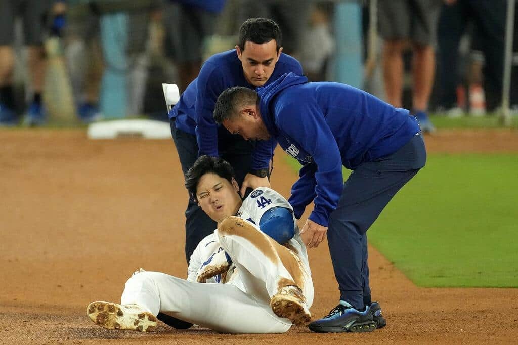 苦悶の表情の大谷翔平選手（写真：USA TODAY Sports／ロイター／アフロ）