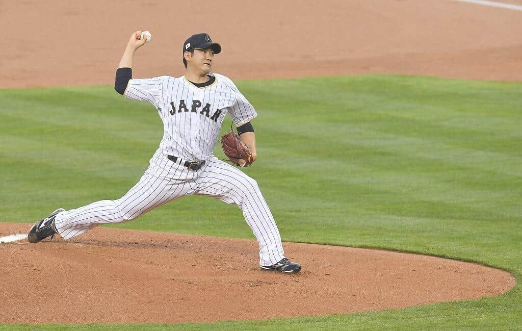 菅野智之投手の去就は（写真：アフロ）