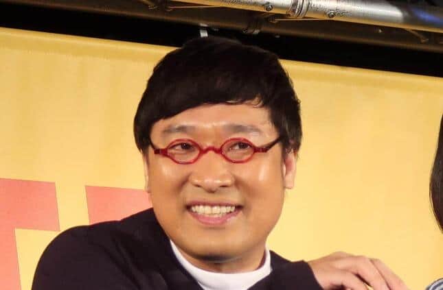 山里亮太が番組中「レーシック」に慌て出す　「そろそろ眼科に」眼科医の解説とは