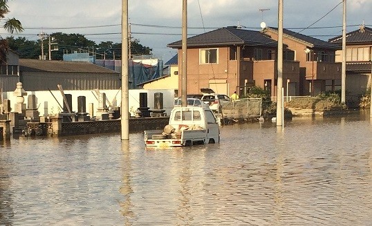 水没したハイブリッド車や電気自動車には触らないこと 高圧蓄電池の搭載で漏電 発火の恐れもある J Cast ニュース 全文表示