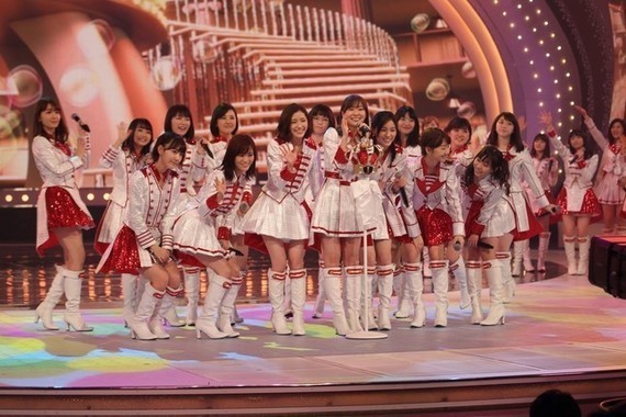 紅白akb 10曲で 決選投票 本命はやっぱり あの3曲 か J Cast ニュース 全文表示