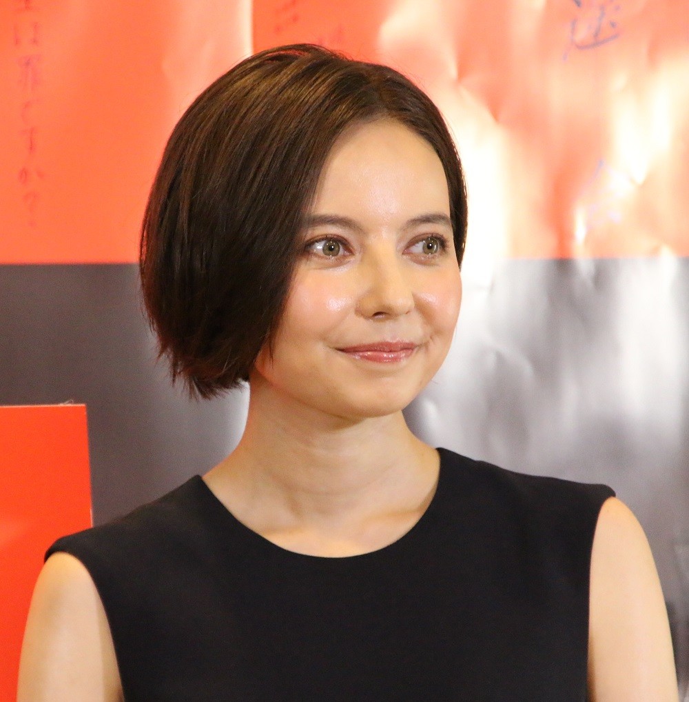 ベッキーに読売からの御祝儀 結婚発表直前に 日テレ出演 相次いでいた J Cast ニュース