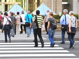 日本人だけが日本人だけで固まってはいられない