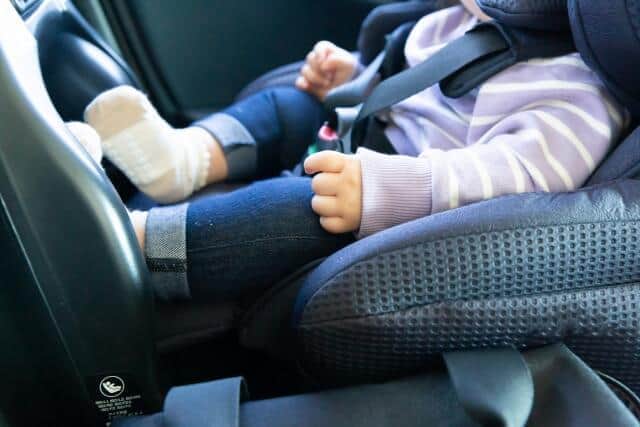 GWのドライブ、子どもを絶対に車内に残して離れないで！　JAFが警告、熱中症は真夏より「5月」が危険！　外は25度でも、車内は44度に急上昇