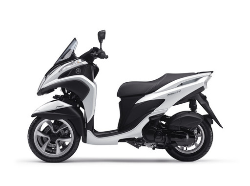 TRICITY MW125 ABS（ブルーイッシュホワイトカクテル1）