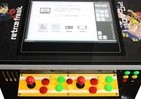 ファミコン、スーファミ、ゲームボーイ...　レトロゲーム11種で遊べるテーブルが発売