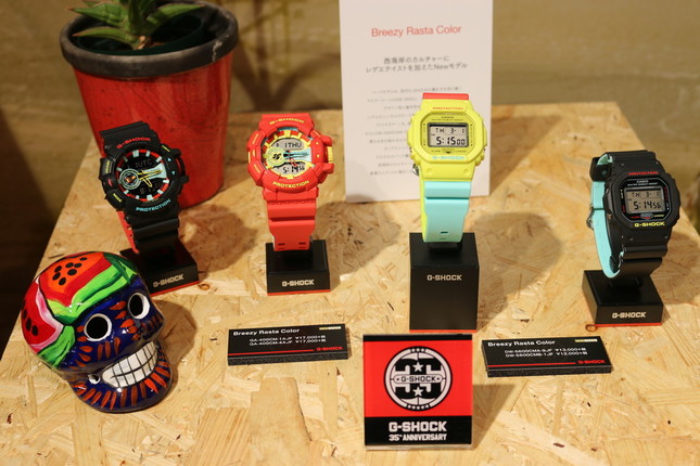 初代G-SHOCKの遺伝子を受け継ぐ「Breezy Rasta Color」（18年6月発売）。レゲエを意識したカラーが特長