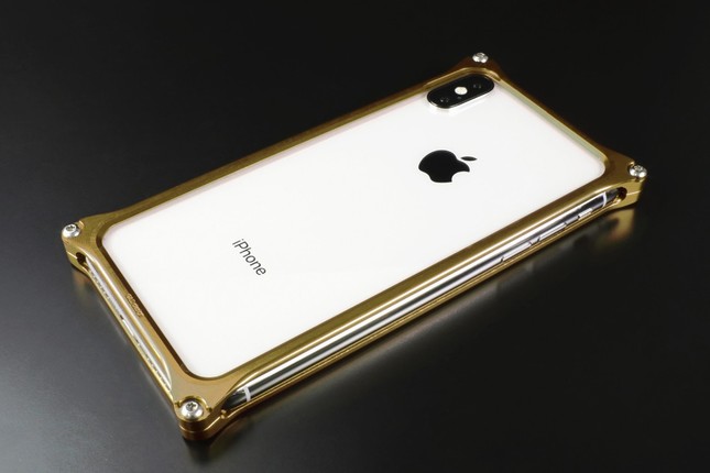 Iphone Xs X向け ゴールドカラーのバンパーケース J Cast トレンド