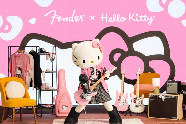 Fender  x Hello Kitty 50th Anniversary Collection