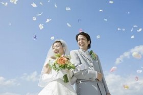 現地男性が相手　女性向け「ハワイ婚活ツアー」